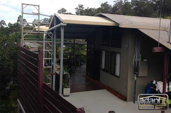 Flyover Insulated Roof and Curve in Carina Heights