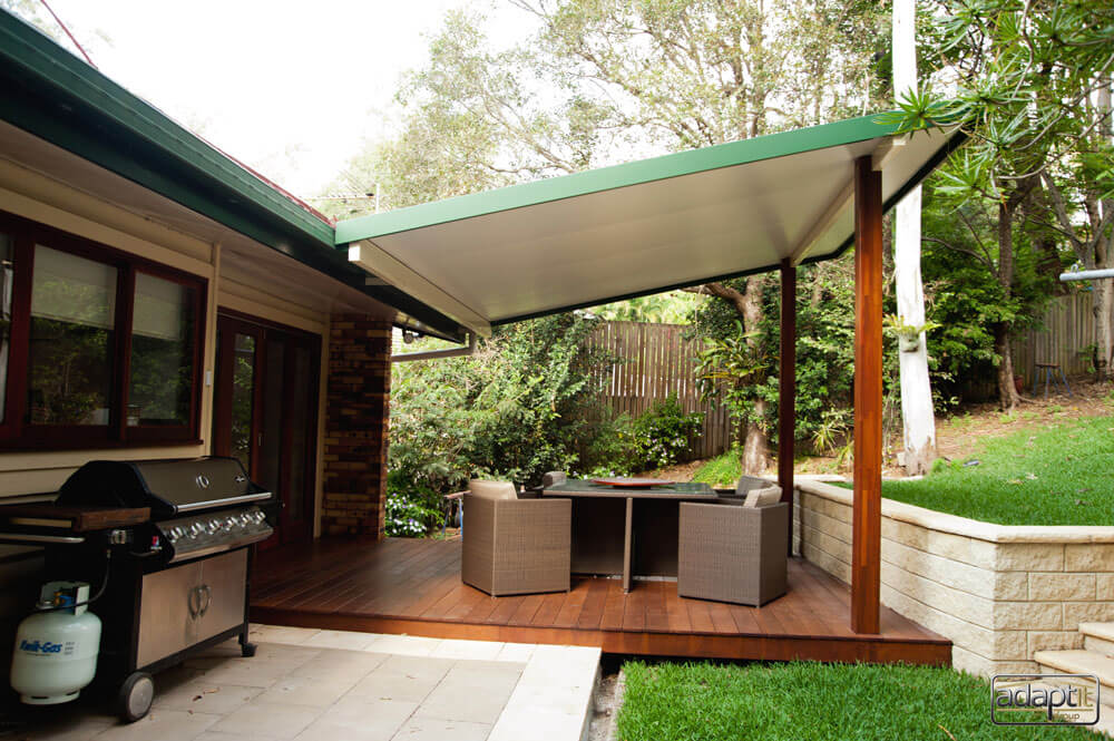 Flat Roof with Floating Deck